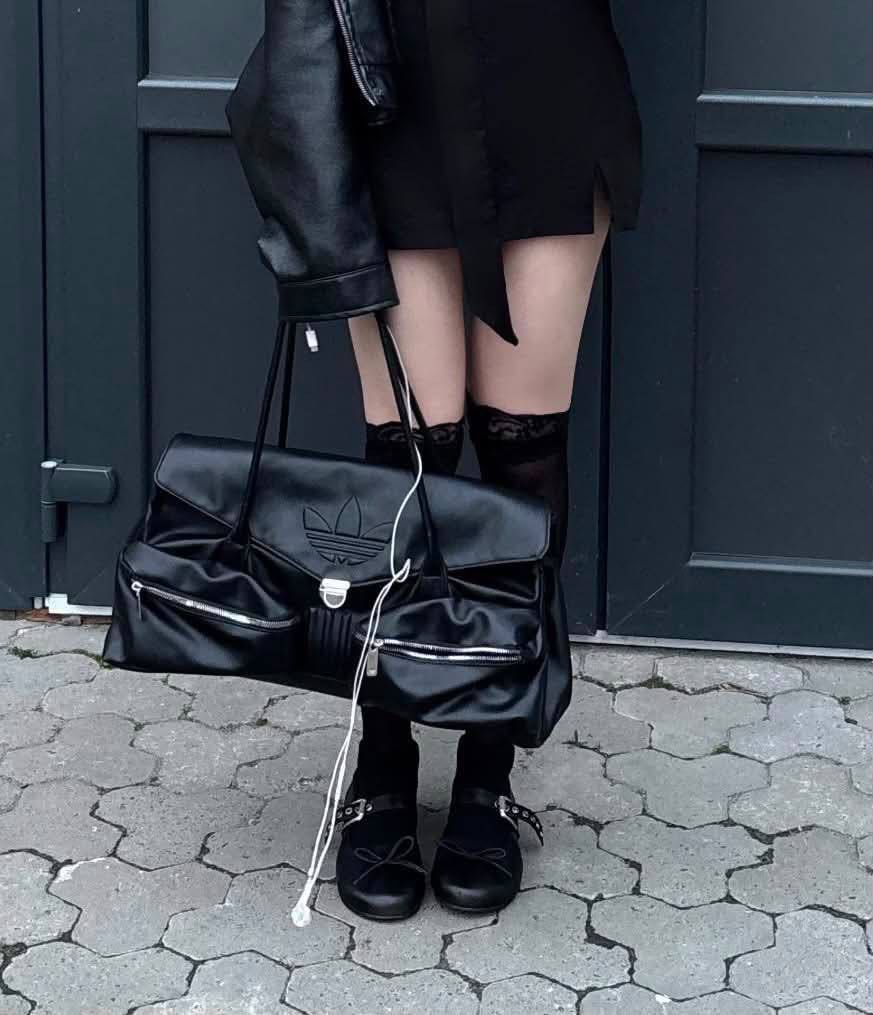 Adidaz Y2K Leather Bag (Category: Shoulder Bags) located in Manila. Submitted by whimsy.finds (Listing ID 1466731812, Image 2). Description: Brandnew Payment first basis via Gcash / Maribank / Maya Ship via Lalamove / JNT *No rush shipping *Open for bulk order.