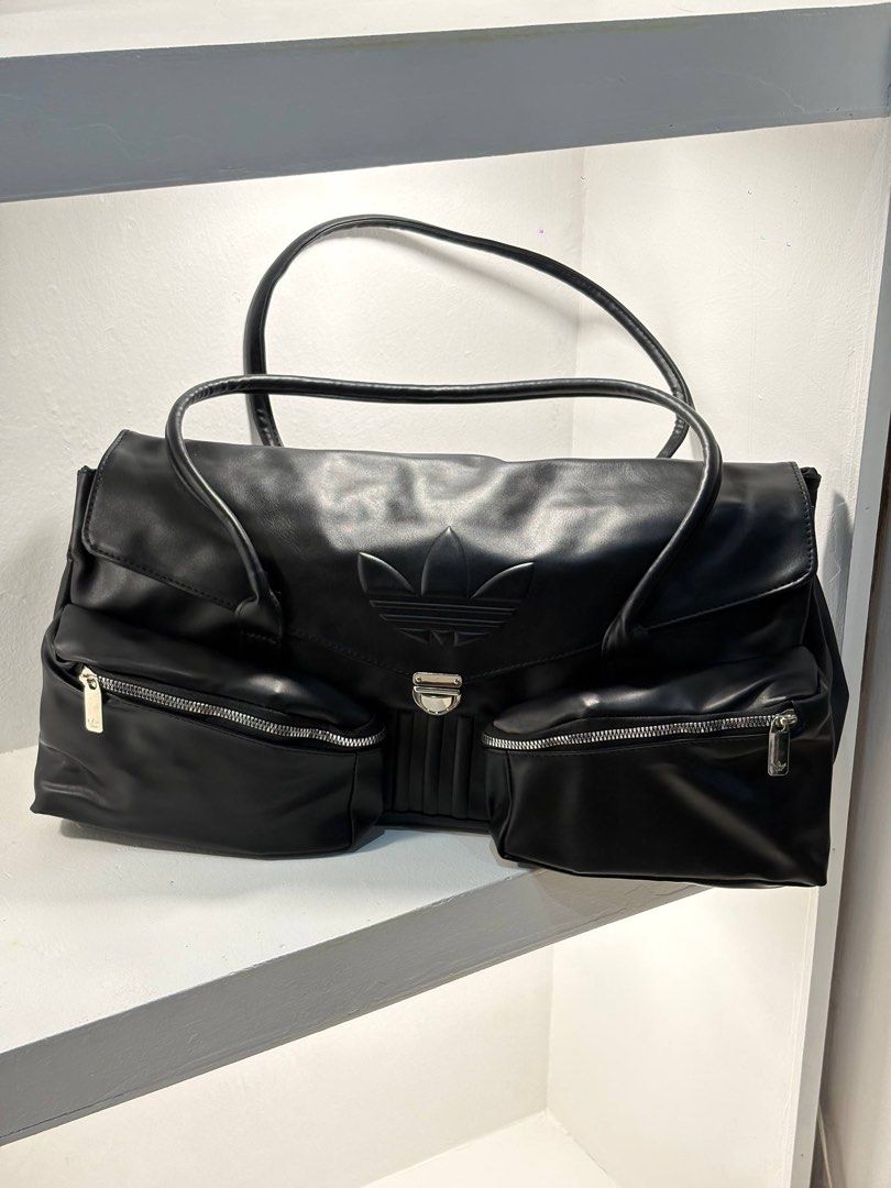 Adidaz Y2K Leather Bag (Category: Shoulder Bags) located in Manila. Submitted by whimsy.finds (Listing ID 1466731812, Image 1). Description: Brandnew Payment first basis via Gcash / Maribank / Maya Ship via Lalamove / JNT *No rush shipping *Open for bulk order.