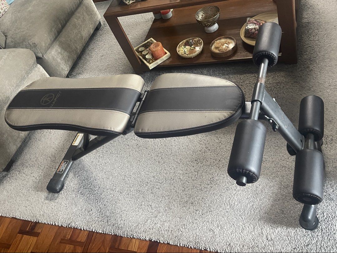 Adjustable Bench plus Additional equipments (Category: Weights & Dumbbells) located in Makati City. Submitted by mathew.cloud (Listing ID 1466593229, Image 2). Description: Items include: 1 Adjustable Bench 1 Arm blaster 1 pair of push up bar 1 Adjustable dual-spring wrist and forearm developer 1 33cm grid foam roller.