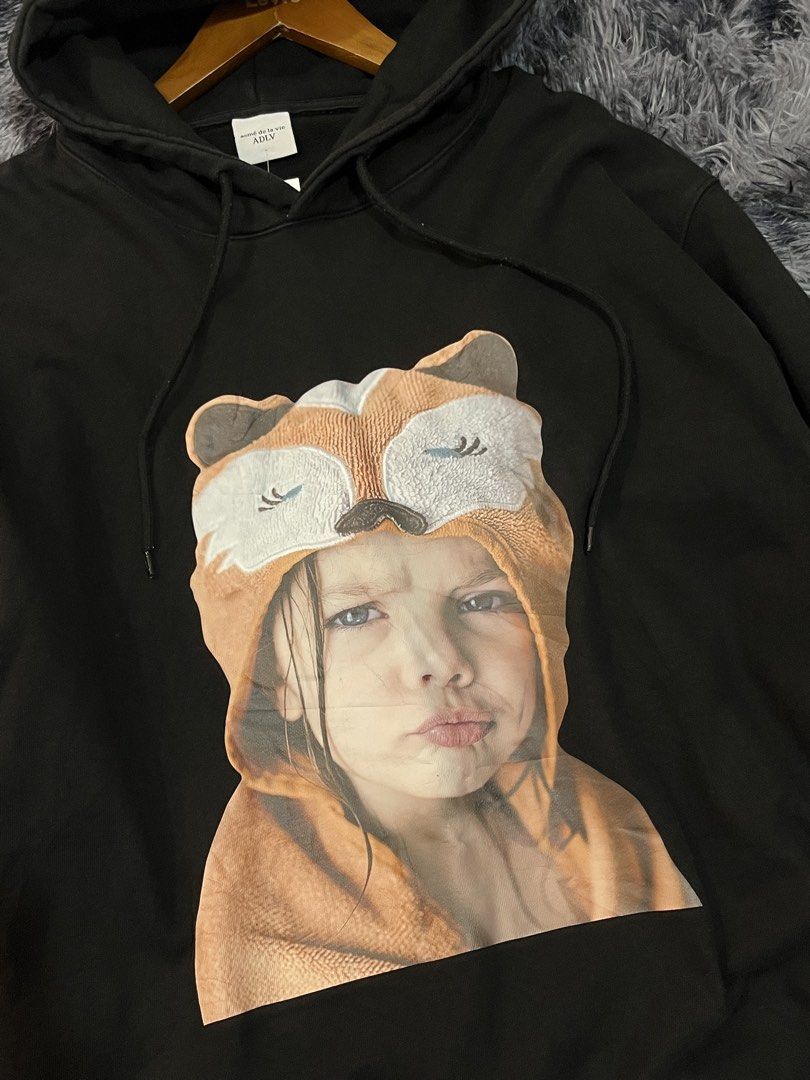 ADLV hoodie black (Category: Coats, Jackets and Outerwear) located in Manila. Submitted by cjcuevas_05 (Listing ID 1466677545, Image 2). Description: 📍Tanza Cavite Dimension: 24x31 Good condition GCASH ONLY, can ship thru JnT/orange check out.