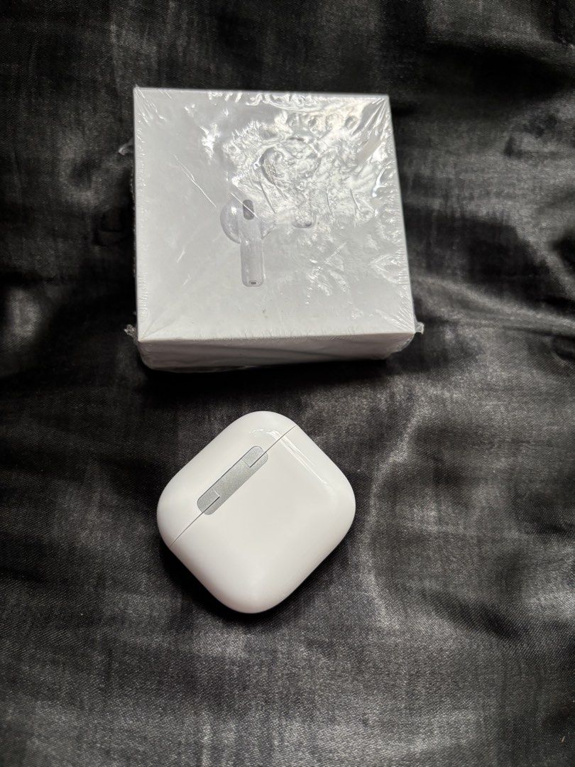 AirPods 4 with Active Noise Cancellation (ANC) (Category: Earphones) located in Manila. Submitted by calmbird.phoenix (Listing ID 1466639682, Image 2). Description: AirPods 4 with Active Noise Cancellation (ANC) - Condition: Brand new (Open to take a picture) - Features: Premium sound quality, comfortable open-ear design, ANC for immersive listening - Charging: Modern USB-C charging case with built-in speaker grille.