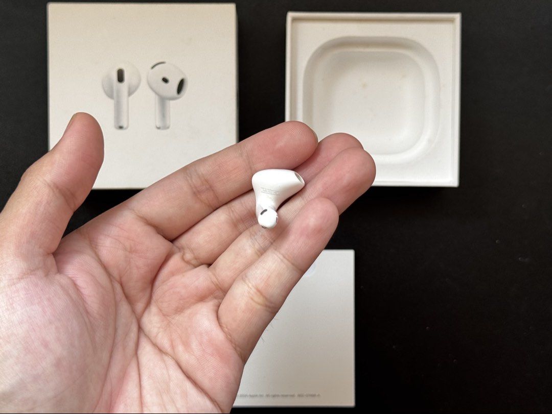 Airpods GEN 4 LEFT POD WITH ANC ONLY (Category: Earphones) located in Manila. Submitted by prelovedbyporttt (Listing ID 1466604333, Image 2). Description: Airpods GEN 4 LEFT POD WITH ANC ONLY 🔗PERSONAL WARRANTY: 1 MONTH (Valid as long as the item hasn’t been dropped or exposed to water) • 100% No hidden defects • 100% Battery health is in great condition • 100% Fully functional • 100% Original item (feel free to check my transaction post on my p