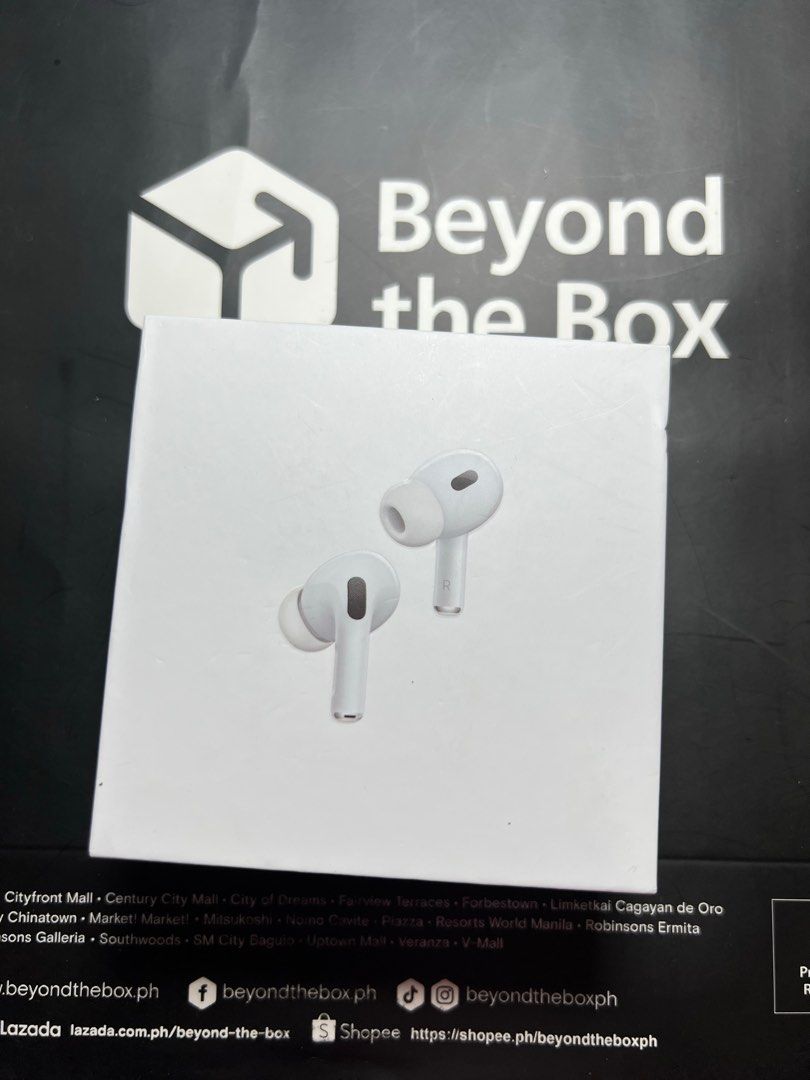 AirPods Pro 2 – Good Condition (Category: Headphones & Headsets) located in Manila. Submitted by jmph_ (Listing ID 1466737976, Image 1). Description: AirPods Pro 2 – Good Condition ✔️ AirPods Pro 2 ✔️ Not sealed / opened item ✔️ Good overall condition ✔️ Good working condition ✔️ Perfect for music, calls, videos, and everyday use ✔️ Ready to use 📦 Item has been opened but is still in good condition. 📩 PM for price, availability, and more detail