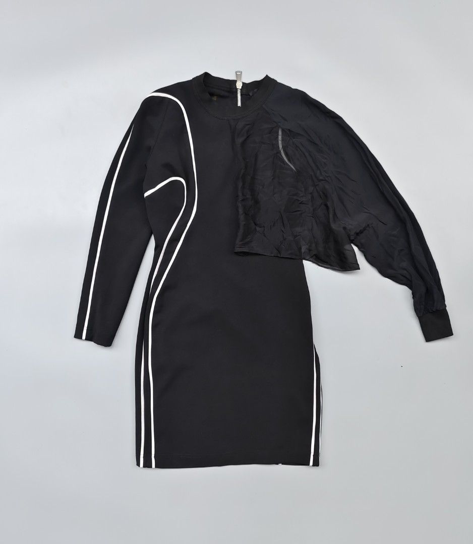Alexander Wang S/S 2010 runway collection bodycon (Category: Dresses) located in Baguio. Submitted by archival_thrifted.ph. (Listing ID 1466664944, Image 2). Description: FOR SALE‼️ .ALEXANDER WANG S/S 2010 RUNWAY COLLECTION BODYCON . EXCELLENT CONDITION .SIZE MEDIUM ON TAG .PHP 4800 PLUS SF .❌❌ COP/COD .MOP GCASH .COURIER J&T .BAGUIO AREA .DM FOR SURE BUYER TY.