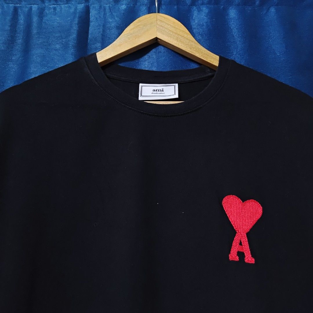 ALEXANDRE MATTIUSSI BASIC LOGO TEE (Category: Tshirts & Polo Shirts ) located in Makati City. Submitted by upcycled.closeth (Listing ID 1466590253, Image 2). Description: - Authentic Ami product - Blsck, short-sleeved - Size: Large (men's) - Like new - Authentic - flaws: no flaws - Excellent condition - Need wash, fresh from bale - Features design of Ami Paris basic logo tee - Material: 100% cotton !!STILL NEGOTIABLE!!.
