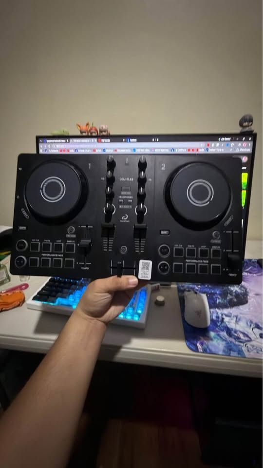 alpha theta ddj flx2 (Category: Other Audio Equipment) located in Makati City. Submitted by markcahanding8901 (Listing ID 1466581036, Image 1). Description: Bought sa silent noise ph last april 2026 with box and usb c lost receipt no issues mop gcash bank transfer rfs: quitting the hobby.