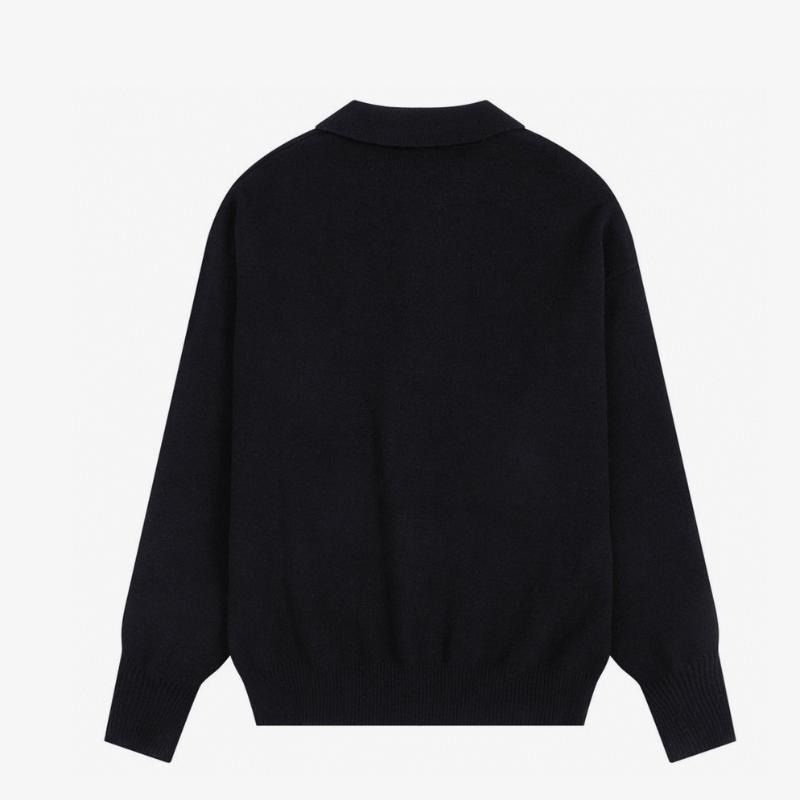 Ami Paris 新款小愛心刺繡羊毛翻領Polo套頭衫 （分類：衛衣）位於 Hong Kong。 由 graigsanford 提交（商品編號 1466622381，圖片 4）。簡介： 📐 尺碼查詢：歡迎隨時聯絡客服諮詢合適尺碼 🚚 送貨安排：- 支持順豐到付、智能櫃送貨兩種方式 - 落單後3-5個工作天內安排寄出 ⚠️ 溫馨提示：預計出貨時間僅供參考，貨品或會因船運、空運等非可控因素出現延誤，本店恕不接受急單，下單前敬請留意。。