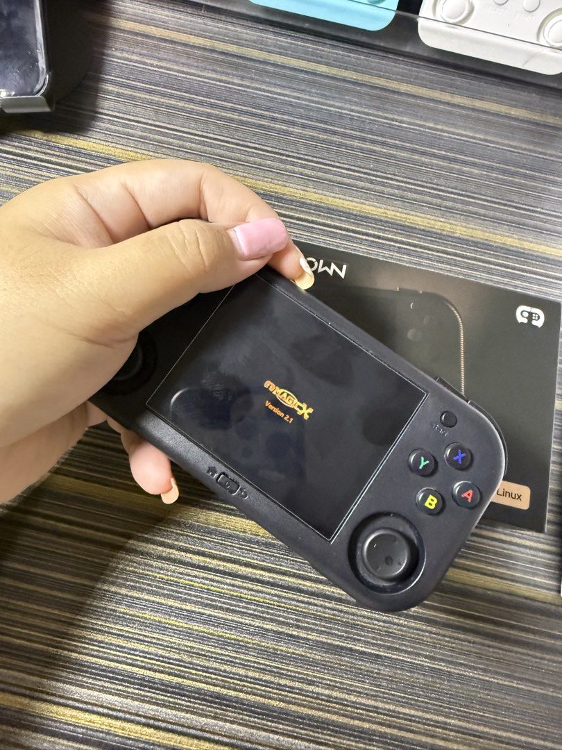 Ampown Mini Zero 28 (Category: Others) located in Daet. Submitted by shandra21 (Listing ID 1466762303, Image 1). Description: Good for retro game upto PSP comes with 128gB SD card witgh games Plug&Play! Specs: 2GB/128GB 2.8inch HD IPS Display 2000mAh Battery Android10.