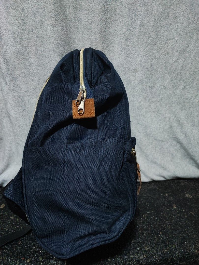 Anello Navy Blue Canvas Backpack (Category: Backpacks) located in Baguio. Submitted by ozara.06 (Listing ID 1466726961, Image 3). Description: Anello Classic size May dumi sa loob (washable) 500.