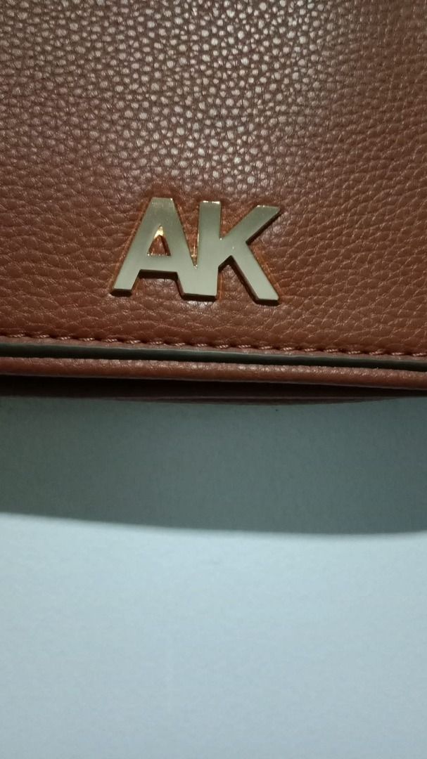 Anne Klein Leather Mini Bag (Category: Shoulder Bags) located in Calapan. Submitted by jyka12345 (Listing ID 1466033137, Image 3). Description: .