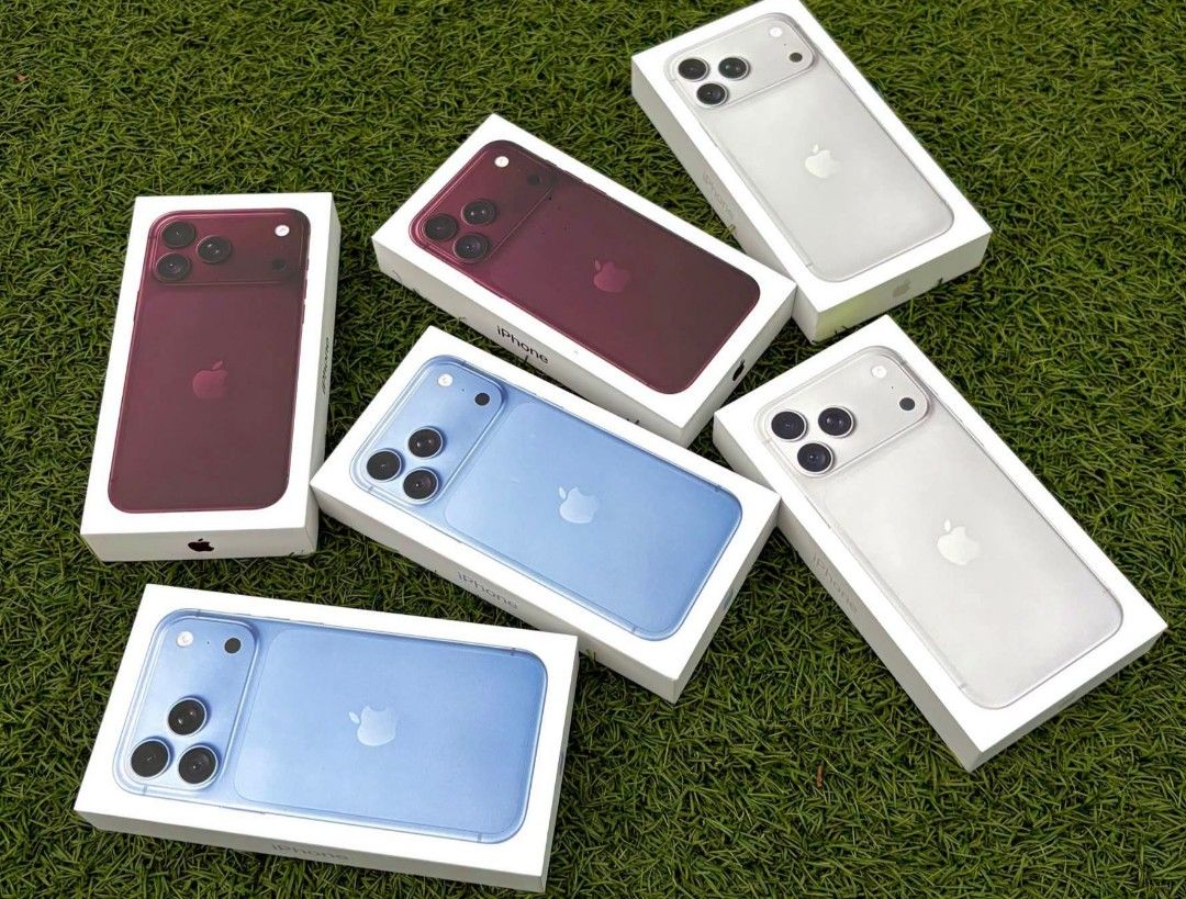 Apple iPhone Multiple Colors Available (Category: Cases & Sleeves) located in San Juan City. Submitted by djavier36. (Listing ID 1466592738, Image 2). Description: - 100% Brand New & Factory Sealed - Available Colors: Deep Red, Light Blue, and Silver - Advanced Triple Camera Setup - Pristine, Unopened Original Packaging - Multiple Units Available for Purchase - Trusted Seller - Buy with Confidence!.