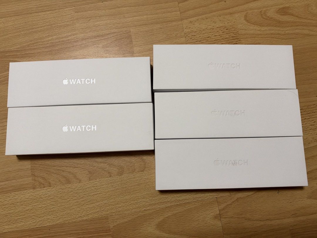 Apple iwatch series 11 46mm (Category: Wearables & Smart Watches) located in Manila. Submitted by mark021210 (Listing ID 1466713918, Image 1). Description: brandnew apple iwatch series 11 black pwede credit card payment.