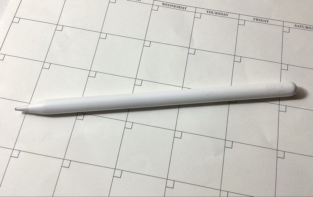 Apple Pencil Pro (Category: Other Mobile & Gadget Accessories) located in Quezon City. Submitted by tatianaalewi (Listing ID 1466743326, Image 2). Description: - Original Apple Pencil Pro - RFS: Helping a friend, done with PNLE boards :) - Minor issue: Tip is kinda blunt but does not affect performance / function + has replaceable nib! - Features advanced controls: squeeze gesture, barrel roll, and haptic feedback - Supports magnetic attachment f