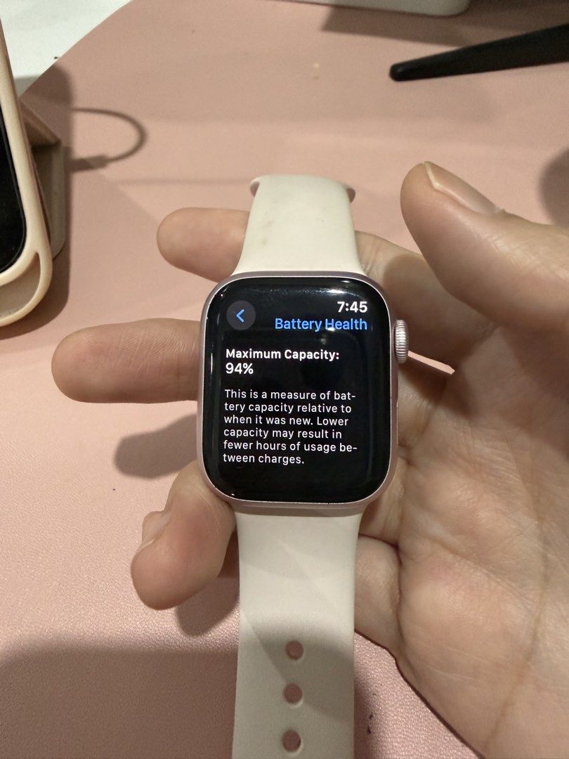 Apple watch series 9 (Category: Wearables & Smart Watches) located in Manila. Submitted by roannesama46969 (Listing ID 1466561201, Image 3). Description: Inclusions: -original strap -complete box -charging cable - battery health at 94%.