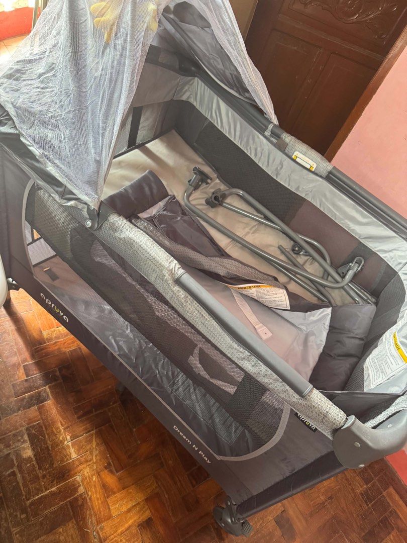 APRUVA Dream N Play Crib / playpen (Category: Children's Beds) located in Taguig. Submitted by jazbee19 (Listing ID 1466710584, Image 2). Description: .