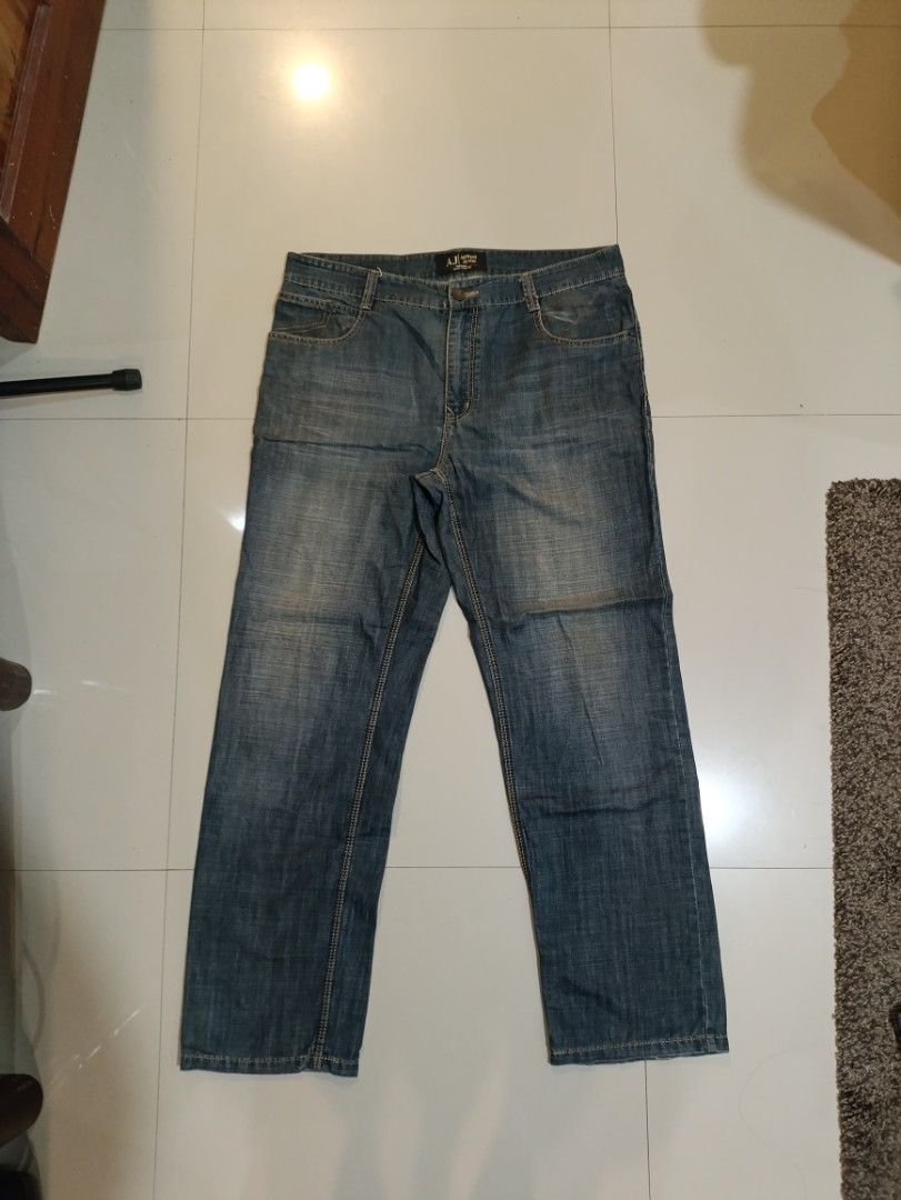 ARMANI JEANS (Category: Jeans) located in Quezon City. Submitted by daniel_thrift05 (Listing ID 1466626054, Image 1). Description: No issue Good condition Size 36 Dm me for more details.