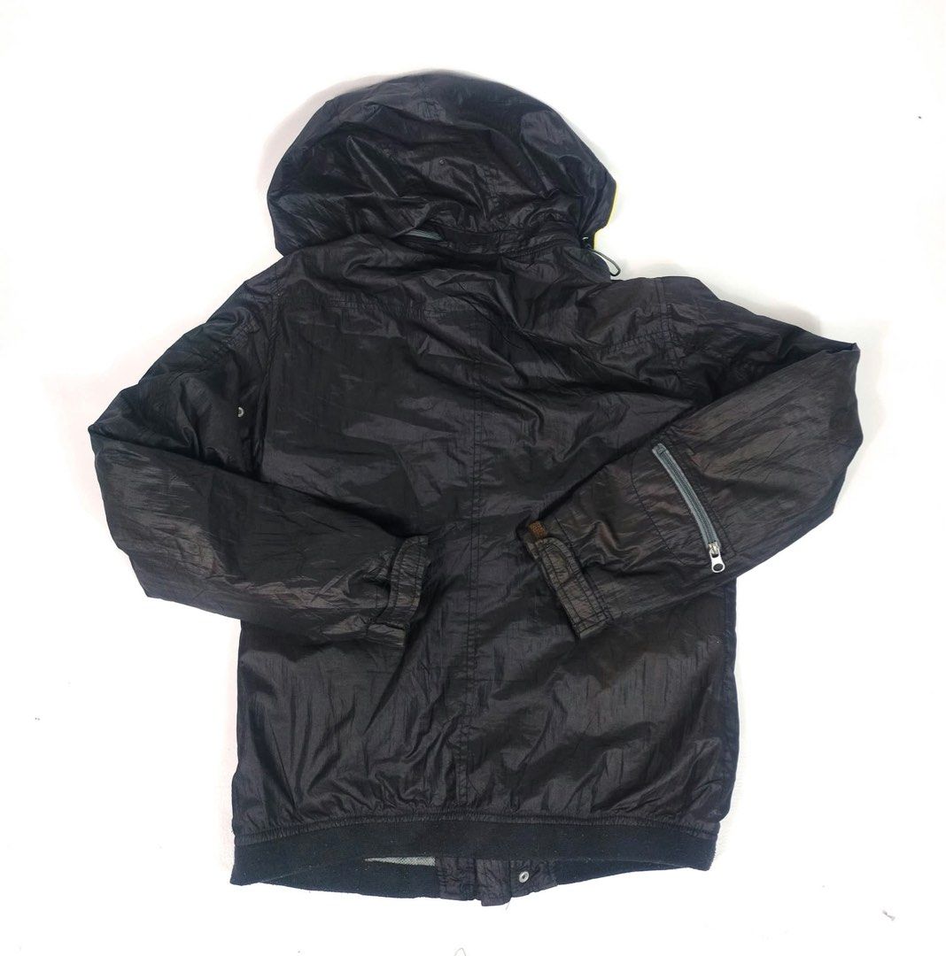 Armani Jeans Hooded bomber jacket (Category: Coats, Jackets and Outerwear) located in Manila. Submitted by yesterdaysfinds (Listing ID 1466577763, Image 1). Description: Armani GA Vintage Windbreaker Condition : Verygood Size : Small Dimension 👇 Chest : 21 Lenght : 26 Shoulder : 17 Sleeve : 24 Issue : 2 snaplock Button Damage But may zipper naman sya ..