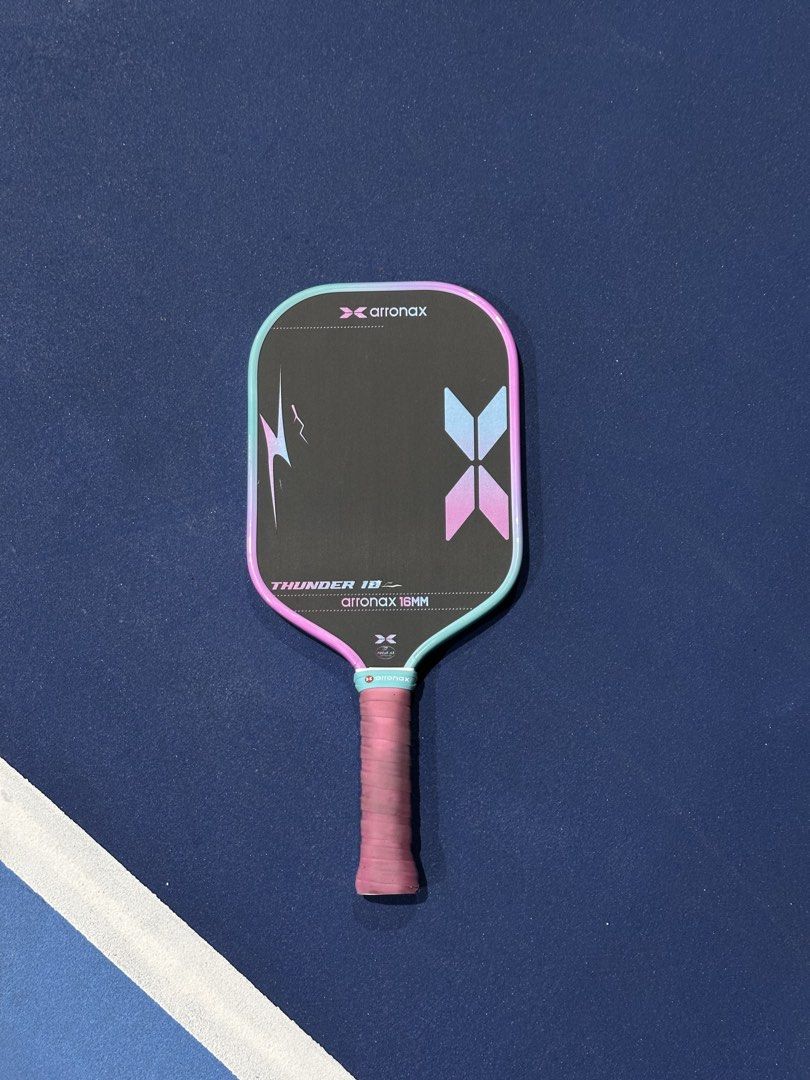 Arronax Thunder 10 (Category: Racket and Ball Sports) located in Pateros City. Submitted by lanceselects (Listing ID 1466692599, Image 2). Description: For sale Arronax Thunder 10 1 month used. Scannable NFC. Original grip intact. Has scratches on PPF. RFS: Upgrade.