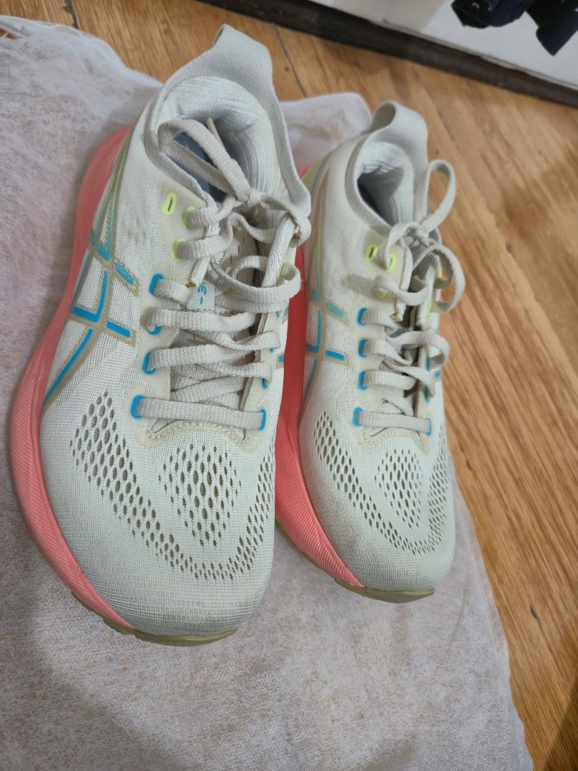 Asics Gel Kayano 31 (Category: Sneakers) located in Manila. Submitted by yoongi.zurc (Listing ID 1465852335, Image 2). Description: - Color: Birch / Energy Aqua - Size: US 7.5 / UK 5.5 / EUR 39 / CM 24.5 - no more box (i don't keep it) - rfs: decluttering.
