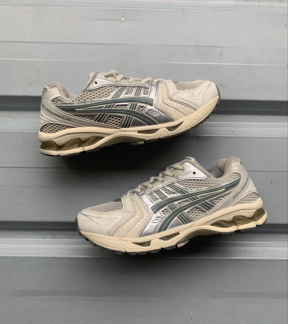 Asics Gel-Kayano 14 (Category: Sneakers) located in Marikina City. Submitted by azaero (Listing ID 1466642005, Image 1). Description: Size Men’s US 9.5 / cm 27.5 / Euro 43.5 Excellent Condition no issues.