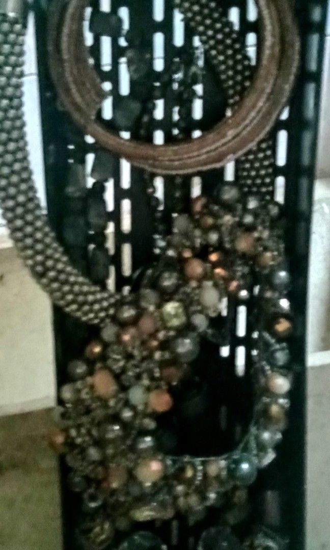 Assorted bling (Category: Everything Else Others) located in Paranaque City. Submitted by dimaguilaa94969 (Listing ID 1466697105, Image 3). Description: sold per pc pm if int 09981762076.