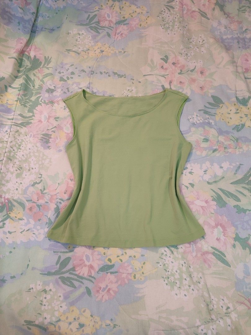 Assorted Tops Blouses Tank Tops Bundle - 9 items (Category: Sleeveless) located in Jaen. Submitted by roxantiago (Listing ID 1466732799, Image 3). Description: - 4-piece basic tops bundle - Includes: White Old Navy polo, green tank top, black scoop neck, and navy blue long sleeve blouse - Assorted styles and colors - Great wardrobe essentials - Selling as a set M to L.