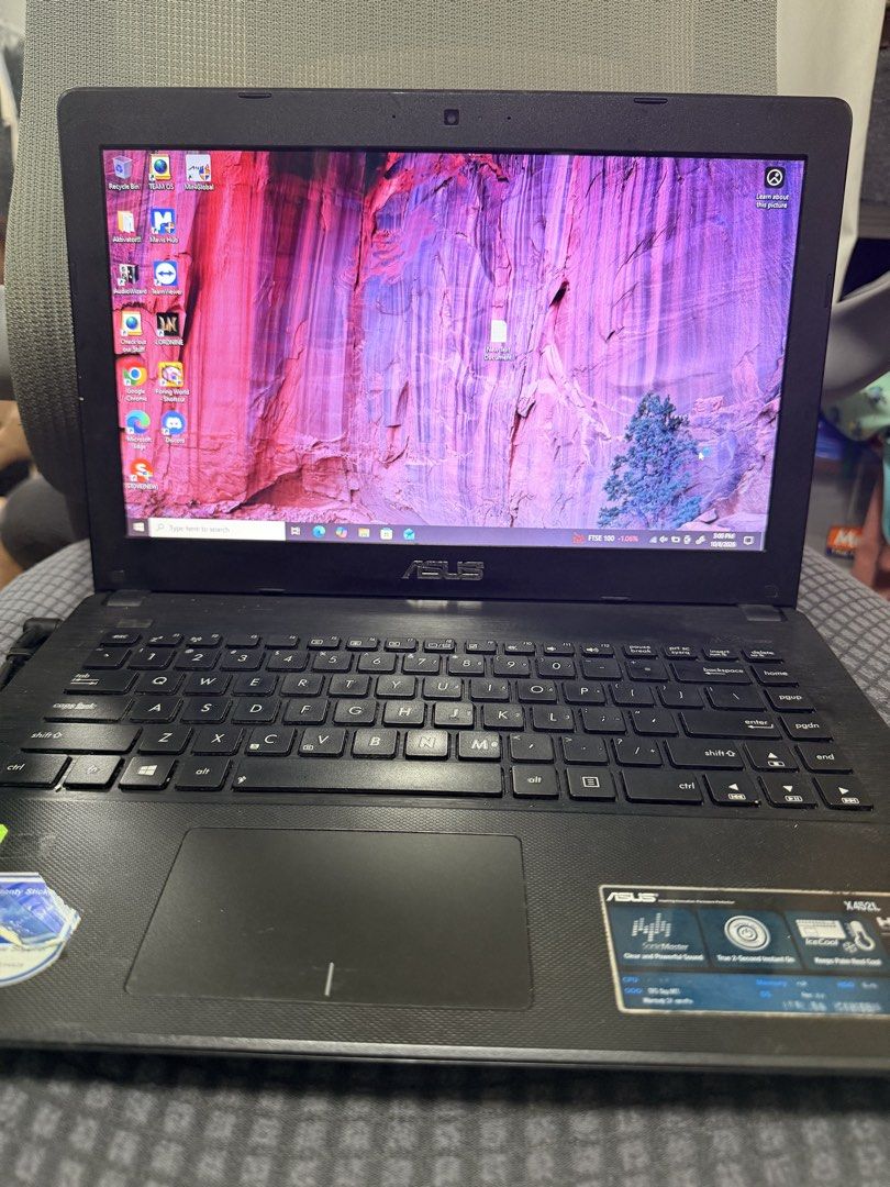 ASUS Laptop (Category: Laptops & Notebooks) located in Marikina City. Submitted by ukayshopping (Listing ID 1466741248, Image 2). Description: Asus Laptop Good for Students for school reports and zoom classes. Battery not working but can be replaced. Need to plug all the time to work. Overall working. Location: Marikina.