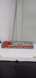 （分類：）位於 。 由 amtrak.train 提交（商品編號 1466568679，圖片 1）。簡介： 。