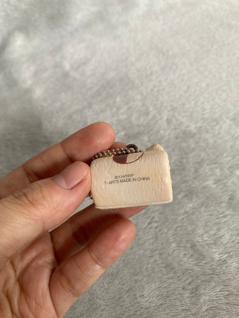 Natsume Marshmallow Cat Squishy Keychain (Category: Character Goods) located in Rizal. Submitted by sheeraay (Listing ID 1466653126, Image 2). Description: At.