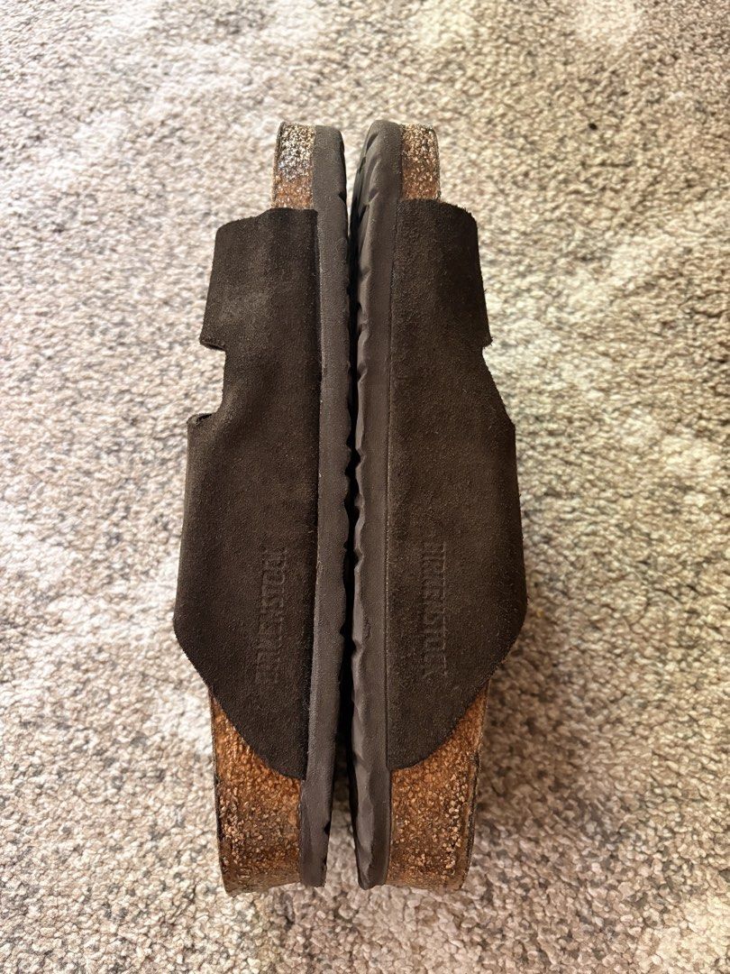 Auth Preloved Arizona Birkenstock (Category: Slippers and slides) located in Paranaque City. Submitted by silentstone.dolphin (Listing ID 1466609807, Image 3). Description: Suede Leather.. Choco Brown.. Brass Buckle.. Soft Footbed.. Size 38RF.. Clean&Ready to Use✅ Super Nice in Actual😍.