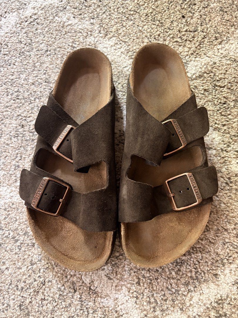 Auth Preloved Arizona Birkenstock (Category: Slippers and slides) located in Paranaque City. Submitted by silentstone.dolphin (Listing ID 1466609807, Image 1). Description: Suede Leather.. Choco Brown.. Brass Buckle.. Soft Footbed.. Size 38RF.. Clean&Ready to Use✅ Super Nice in Actual😍.