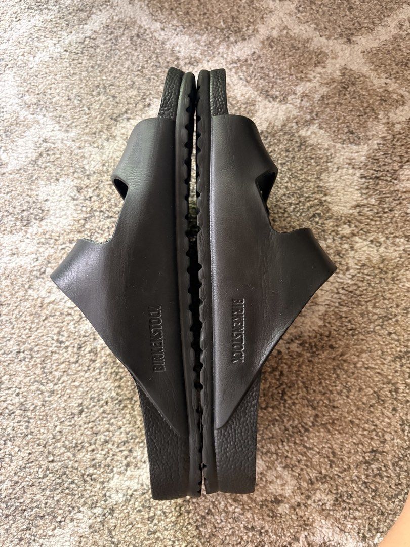 Auth Preloved Birkenstock Arizona Eva (Category: Slippers & Slides) located in Paranaque City. Submitted by silentstone.dolphin (Listing ID 1466602383, Image 3). Description: Color Black.. Size 46RF.. Clean& Ready to Use✅.