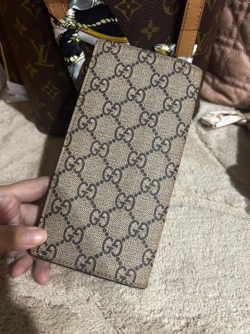 Authentic GG Tiger Medium wallet (Category: Luxury Bags & Wallets) located in Marikina City. Submitted by aussiemaan (Listing ID 1466630746, Image 3). Description: Authentic No inclusion .