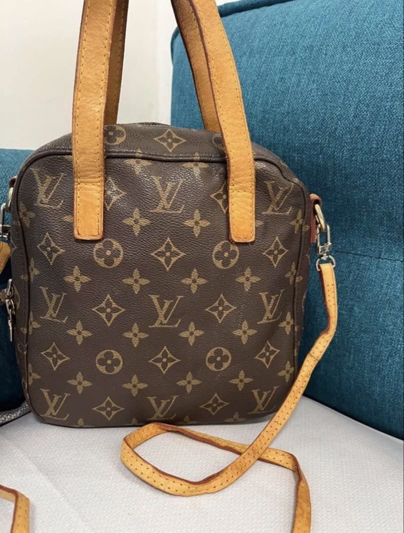 authentic Louis Vuitton Monogram Spontini 2-Way Handbag (Category: Luxury Bags & Wallets) located in Tacurong. Submitted by pearlitas_ukay (Listing ID 1466575490, Image 2). Description: The Louis Vuitton Monogram Spontini 2-Way Handbag (Model M47500) is a highly functional vintage design originally released in the late 1990s and early 2000s. Named after the Rue Spontini in Paris, it was designed as a hybrid between a chic structured city bag and 