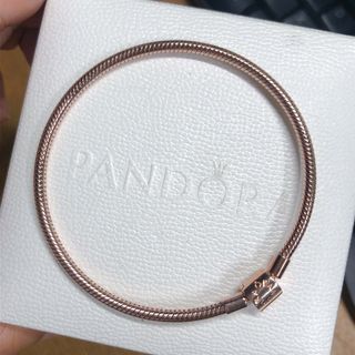 (Category: ) located in . Submitted by daintyjewels (Listing ID 1466668814, Image 1). Description: .