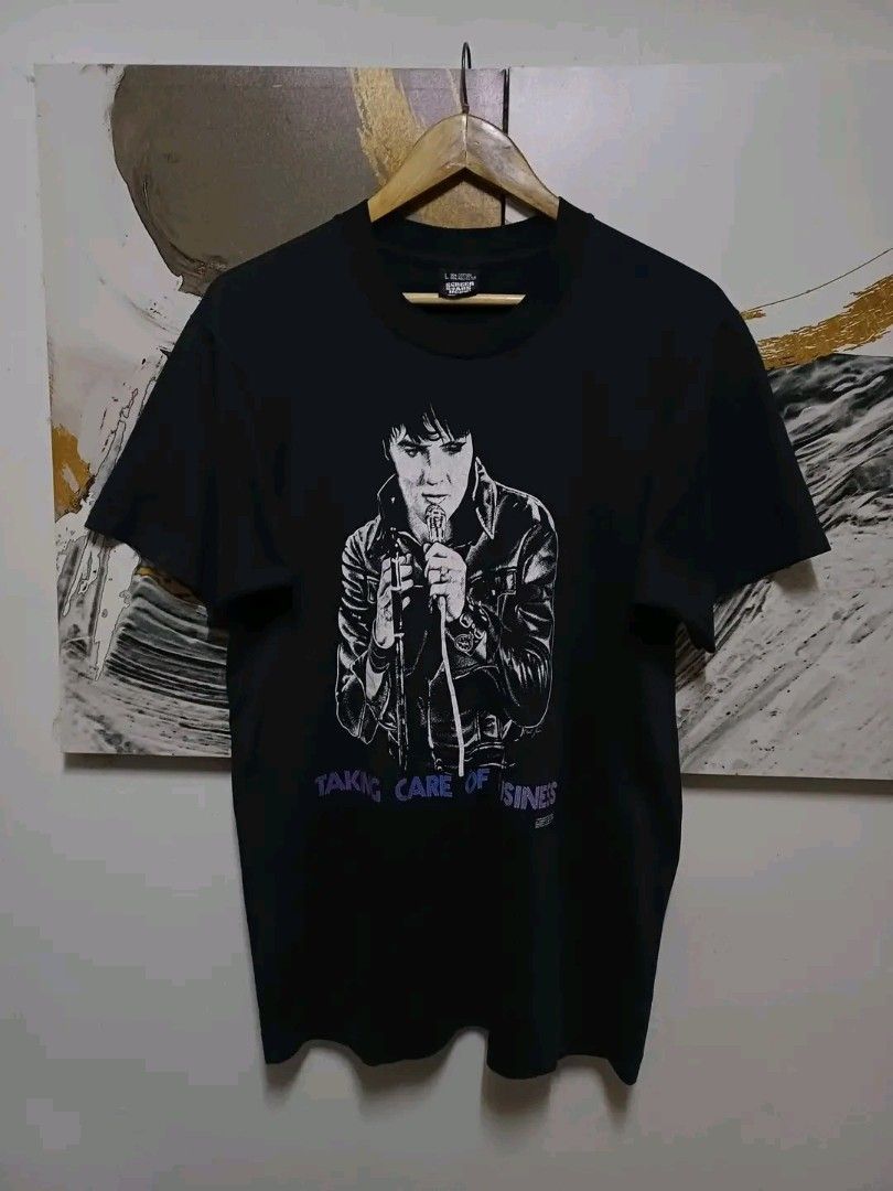 AUTHENTIC VINTAGE 1987 ELVIS PRESLY (Category: Activewear) located in Manila. Submitted by bvnnie (Listing ID 1466639874, Image 2). Description: VINTAGE 1987 ELVIS PRESLY Armpit to Armpit/ Widht 220 Lenght/28.5 XL Very Good Conditon Message if you have any other question about sizing. We do shipping nation wide I'm also A open for video call so that you can see the item you 're interested to buy. Courier, DHL, JNT,LBC Mode of payment, Paypal, Gca