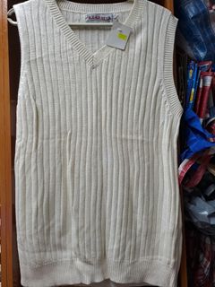 （分類：）位於 。 由 m0123456 提交（商品編號 1466749924，圖片 1）。簡介： 。