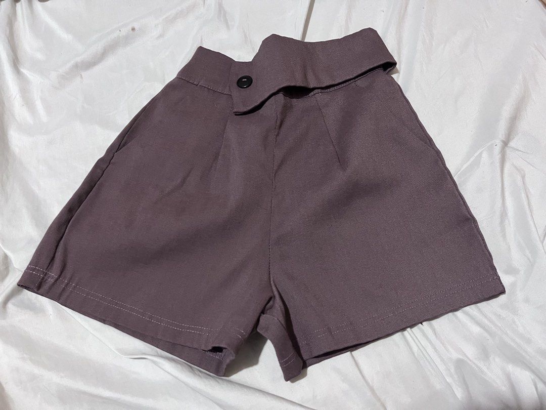 B1T1 Purple Shorts (Category: Shorts) located in Subic. Submitted by cyrelll (Listing ID 1466647642, Image 1). Description: SIZE: 24-30 inches.