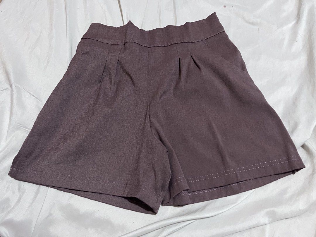 B1T1 Purple Shorts (Category: Shorts) located in Subic. Submitted by cyrelll (Listing ID 1466647642, Image 2). Description: SIZE: 24-30 inches.