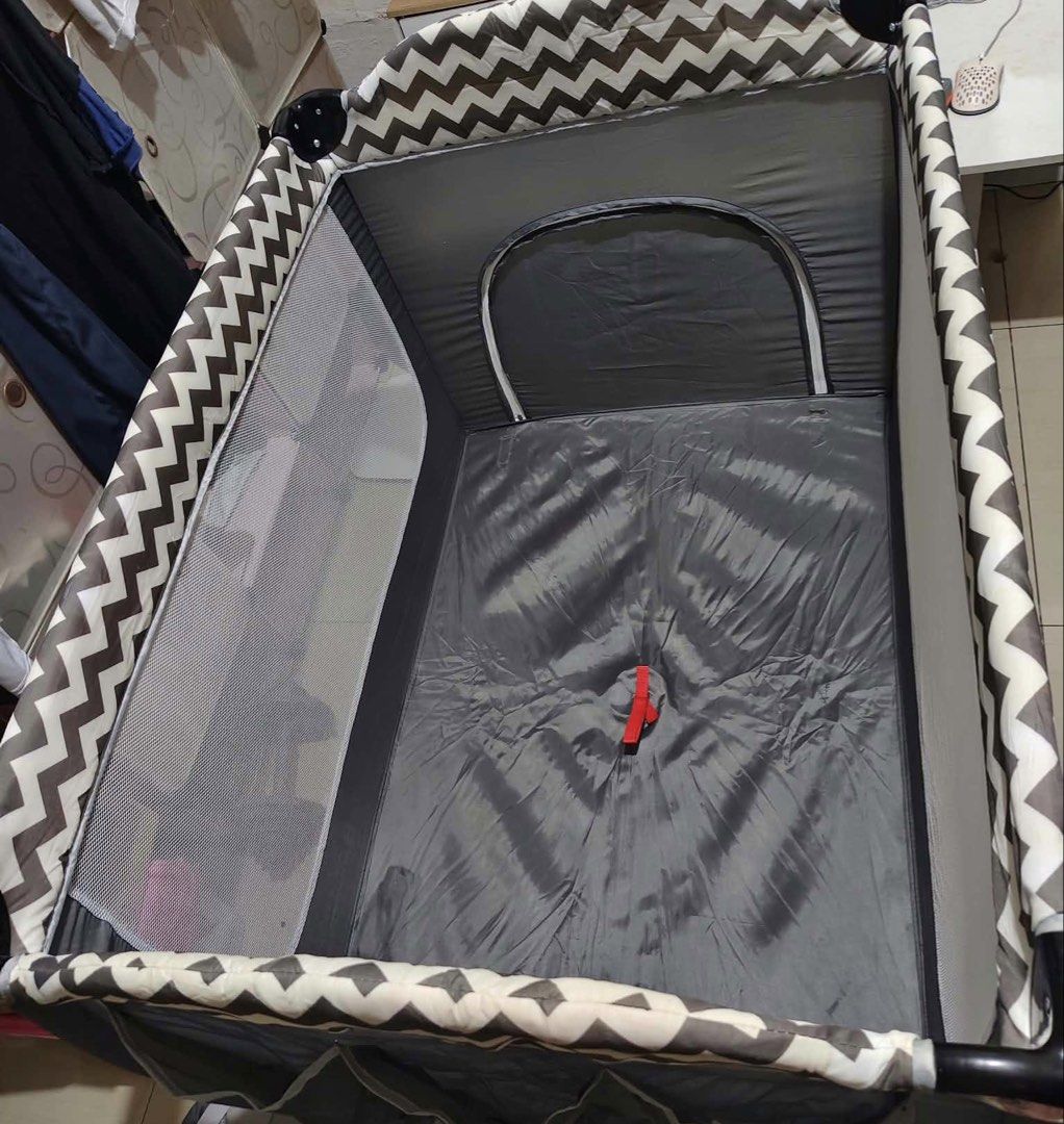 BABY CRIB (Category: Children's Beds) located in Taguig. Submitted by finds.market88 (Listing ID 1466663217, Image 1). Description: Preloved Baby Crib: Clean and well-kept Sturdy & functional Preloved but still in good condition Great for newborn/baby room Take note: Changing diaper/changing table is NOT included. Everything else is complete. Size: Width -110cm Length - 76cm Height - 83cm 📸 Actual item shown in photos. .
