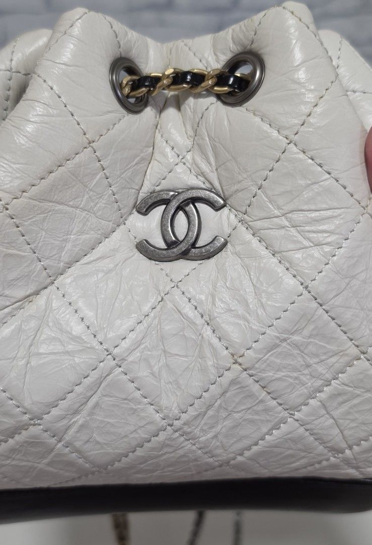 Backpack （分類：多用途袋）位於 Hong Kong。 由 uuwater 提交（商品編號 1466643892，圖片 5）。簡介： 只有袋，93新 包順豐。
