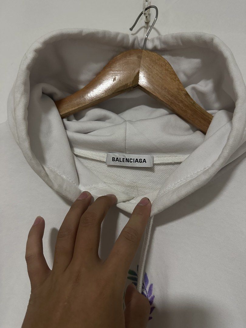 Balenciaga Hoodie (Category: Coats, Jackets and Outerwear) located in Las Pinas. Submitted by archimedes.joaquin (Listing ID 1466757123, Image 3). Description: Good as new condition - 9.5/10 color rate - embroidered logo M on tag 24” width 30” length ( XL fit ) - No issue.