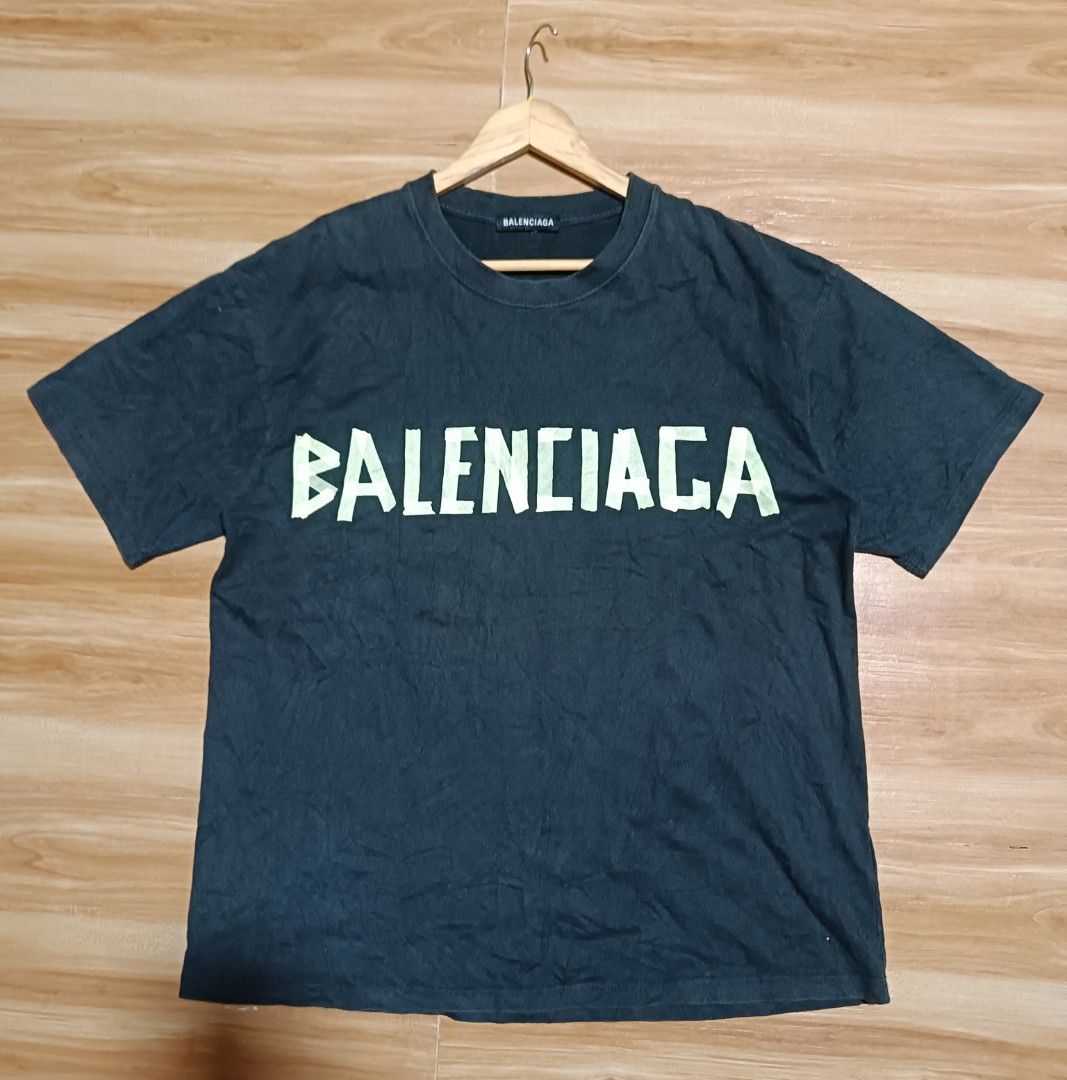 balenciaga tape desgn (Category: Tshirts & Polo Shirts ) located in Manila. Submitted by jheizkiehi39708 (Listing ID 1466770128, Image 1). Description: excellent 9.7/10 colorte issue cutwshtag large 23x28.