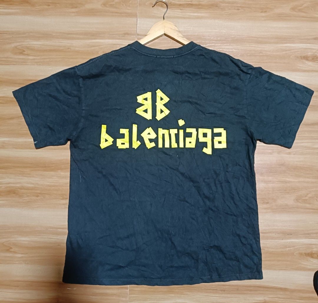balenciaga tape desgn (Category: Tshirts & Polo Shirts ) located in Manila. Submitted by jheizkiehi39708 (Listing ID 1466770128, Image 2). Description: excellent 9.7/10 colorte issue cutwshtag large 23x28.