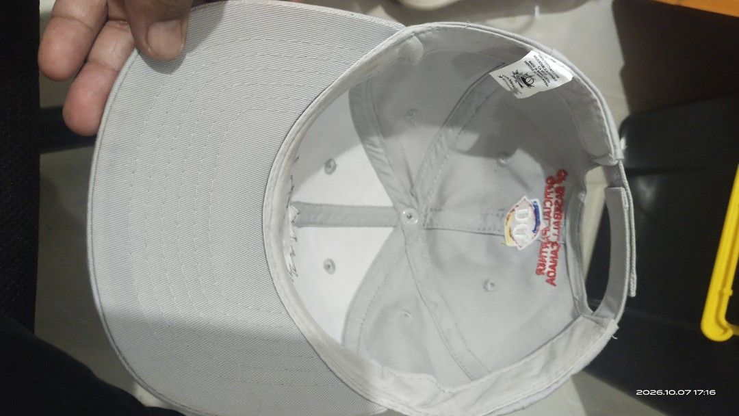 Baseball Canada Dairy Queen Official Partner Grey Hat Cap (Category: Caps & Hats) located in Manila. Submitted by rhobin.m08 (Listing ID 1466704650, Image 3). Description: - Authentic grey Baseball Canada cap - Dairy Queen Official Partner embroidery on the back - 100% premium cotton material (Made in Bangladesh) - Adjustable strap closure for a customized fit - Clean interior lining with original tags intact - Condition: Excellent, well-maintain