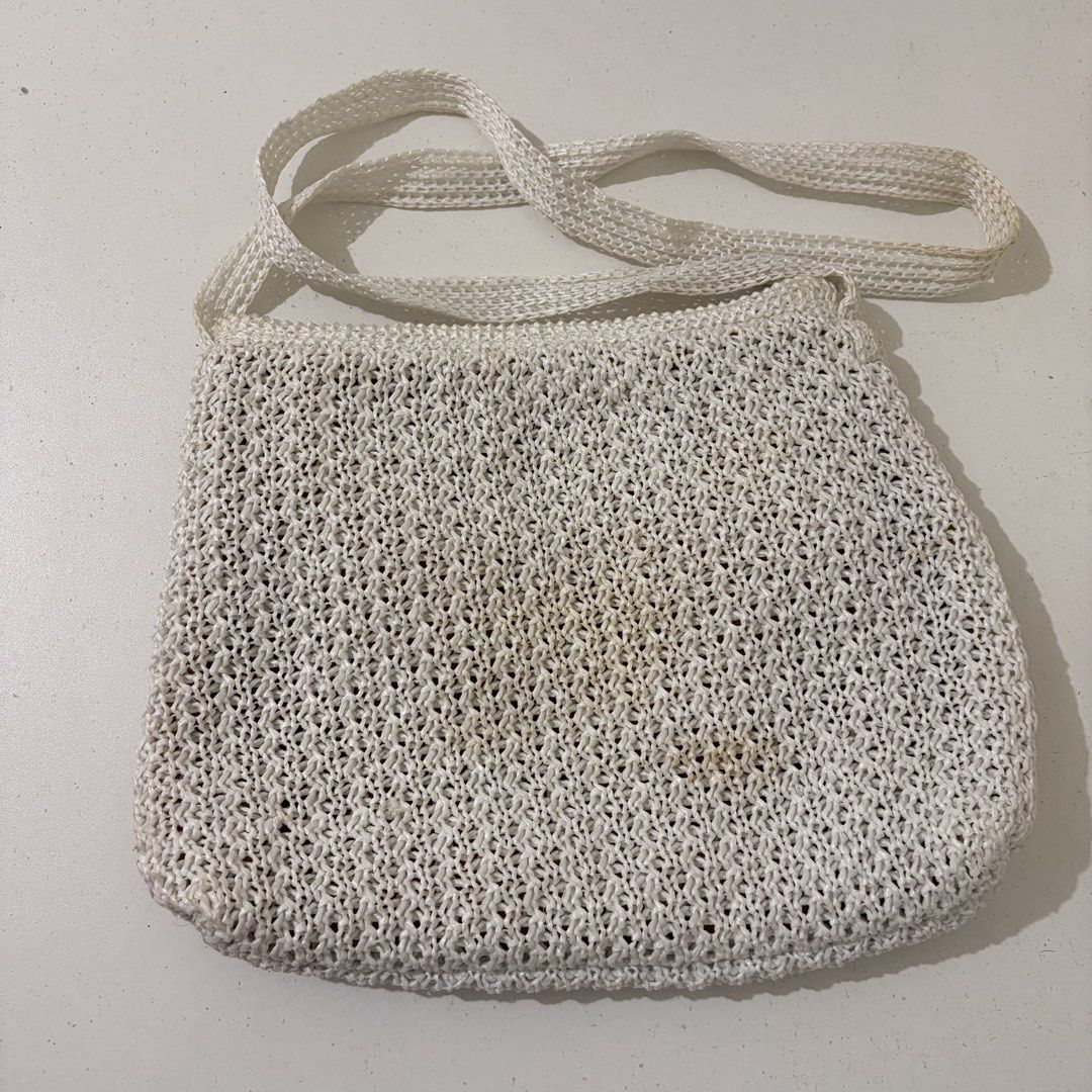 Beach or normal sling bag (Category: Beach Bags) located in Lucena. Submitted by minimal_decluttering (Listing ID 1466617681, Image 2). Description: Need wash With stain.