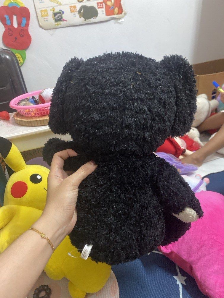 Bear (Category: Plushies & Soft Toys) located in Kuantan. Submitted by swift.shuhadazafri (Listing ID 1466576492, Image 3). Description: .