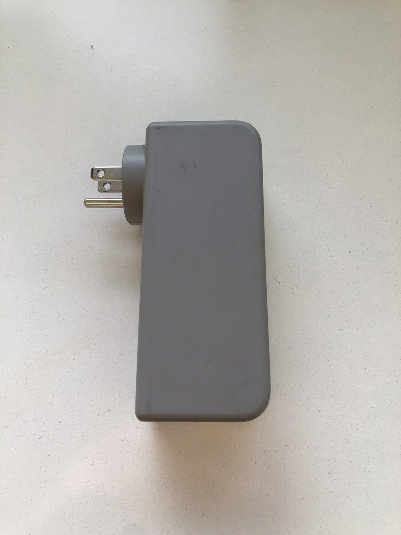 Belkin Surge Plus USB Swivel Charger (Category: Electrical, Adaptors & Sockets) located in Manila. Submitted by picklerick_collects (Listing ID 1466771331, Image 2). Description: .