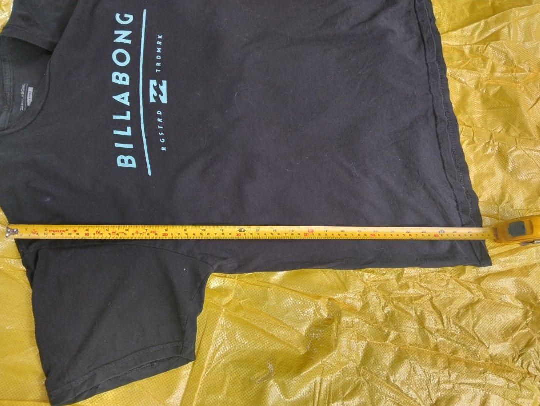 Billabong Graphic tshirt (Category: Tshirts & Polo Shirts ) located in Malolos. Submitted by rthrift2026 (Listing ID 1466595347, Image 3). Description: no issue color may vary depends on lighting.