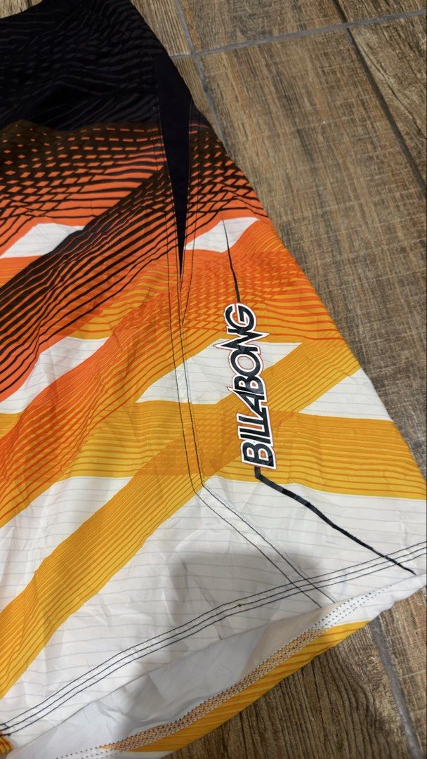 BILLABONG SHORTS (Category: Shorts) located in Manila. Submitted by urban-vintage_2 (Listing ID 1466729095, Image 2). Description: ISSUE: NONE (NEED WASH) MOP :GCASH (NO COD) SHIP VIA: LALAMOVE & J&T LOCATION: PASIG CITY LENGTH: 21 HEM : 12 WIDTH : 36.